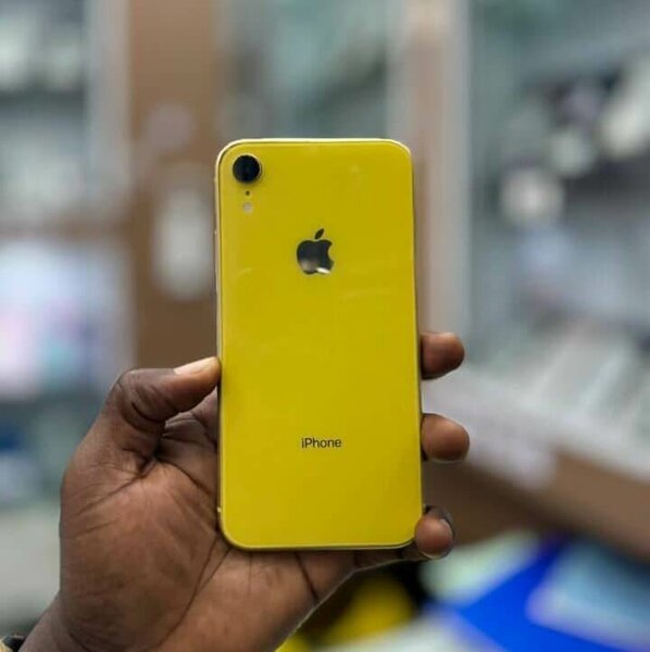 iPhone XR jaune - Téléphone Apple reconditionné