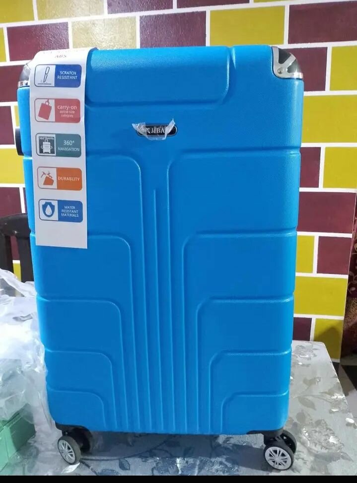 Valise Rigide à roulettes