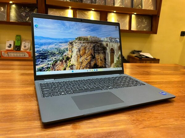 Dell Latitude 7420 - Intel Core i7 - 16Go RAM