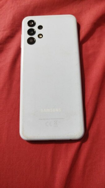 Samsung Galaxy 13