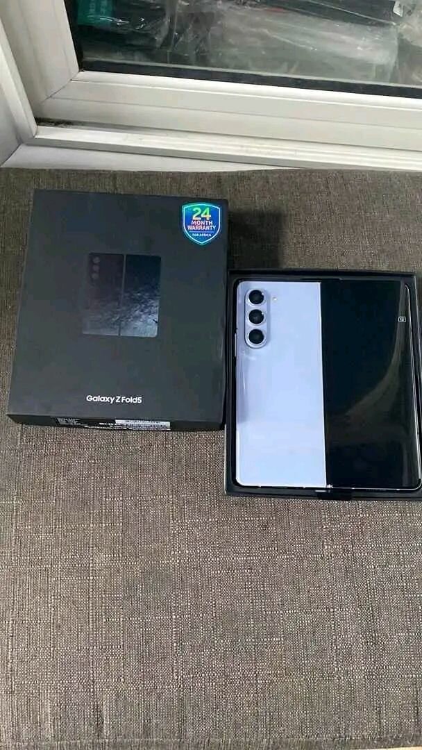 Samsung fold 5 256 Go