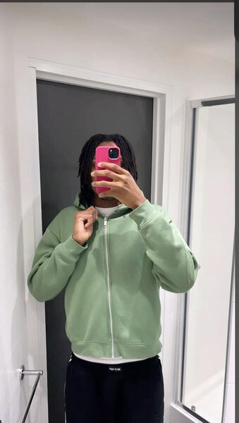 Veste à capuche zippée