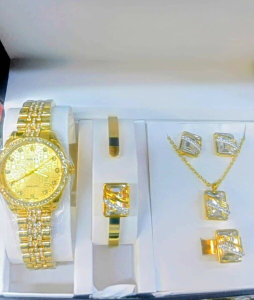 Ensemble Montre et Bijoux Luxe