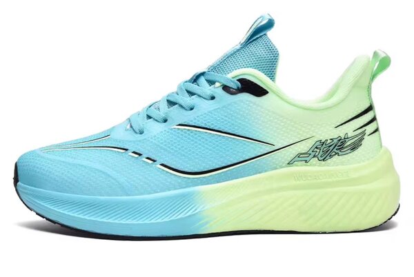 Baskets colorées tendance