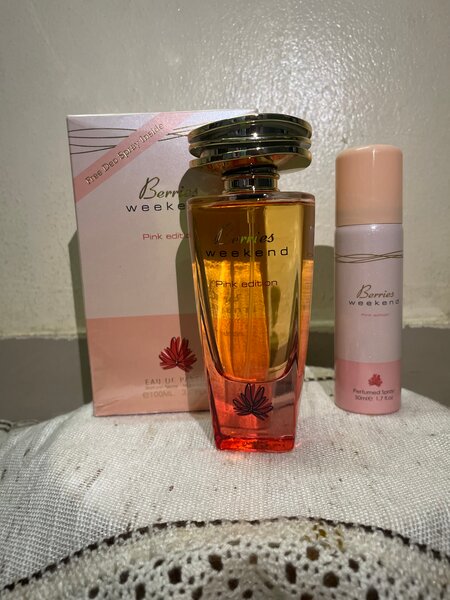 Berries Weekend Eau de Parfum