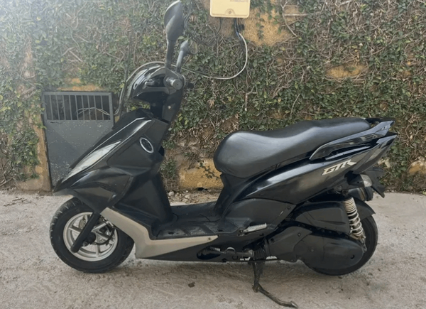 Scooter GTI élégant