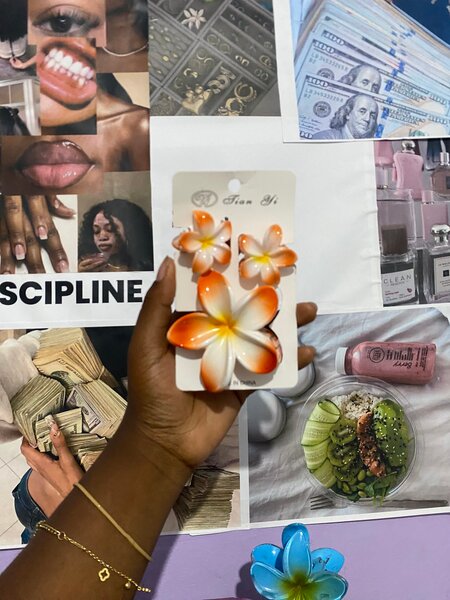 Floral Hair Clips Set