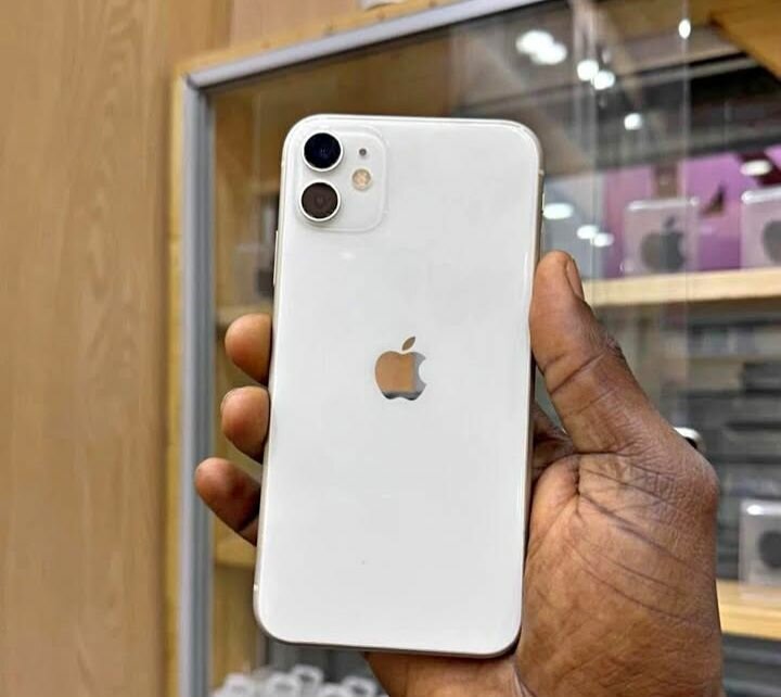 iPhone 11 Blanc 64Go