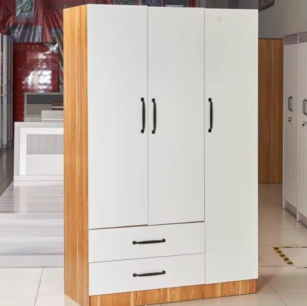 Armoire moderne à 3 portes