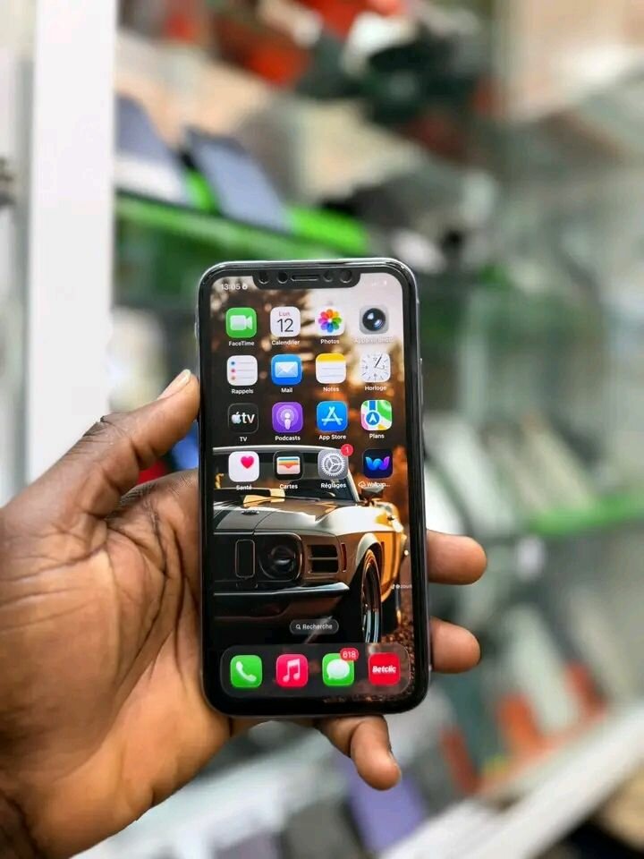 iPhone 11 64GB Violet