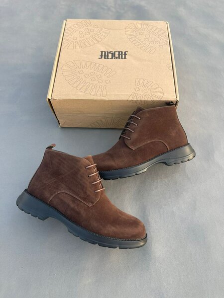 Bottines en daim marron