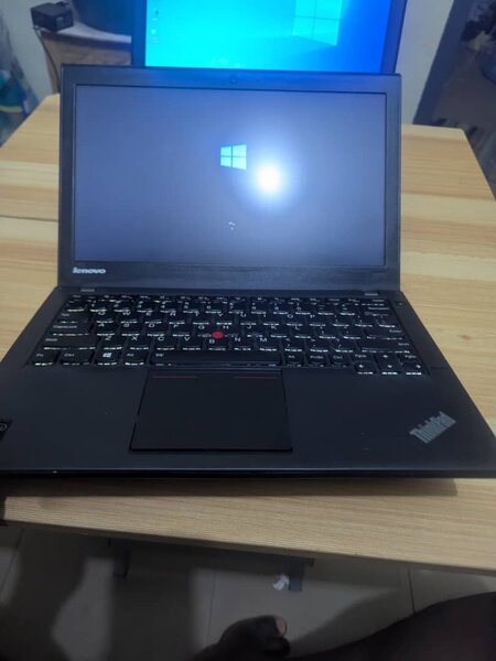 LENOVO THINPAD CORE I3