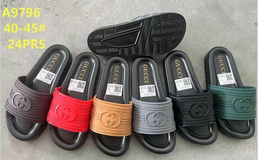 Claquettes élégantes pour l'été