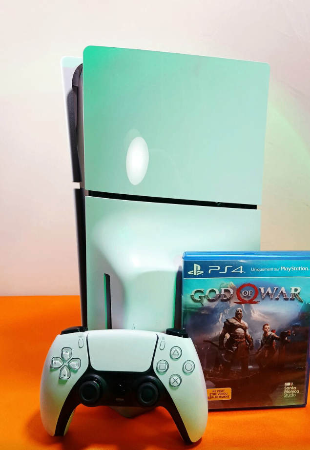 Console PS4 + God of War