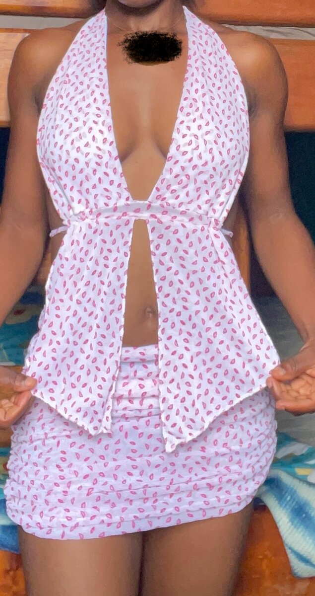 Robe de plage fleurie sexy