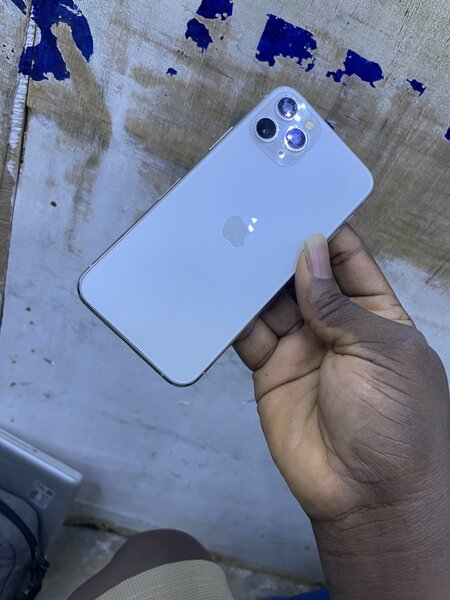 iPhone 11 Pro 64GB