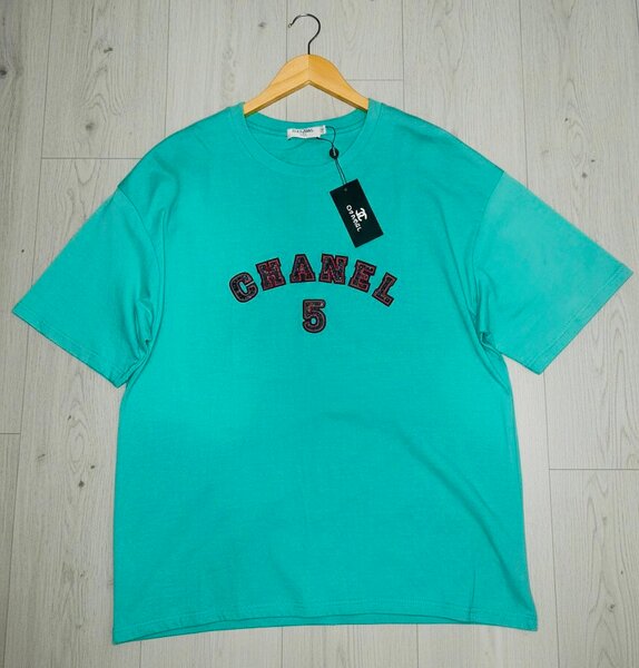 T-shirt unisexe élégante
