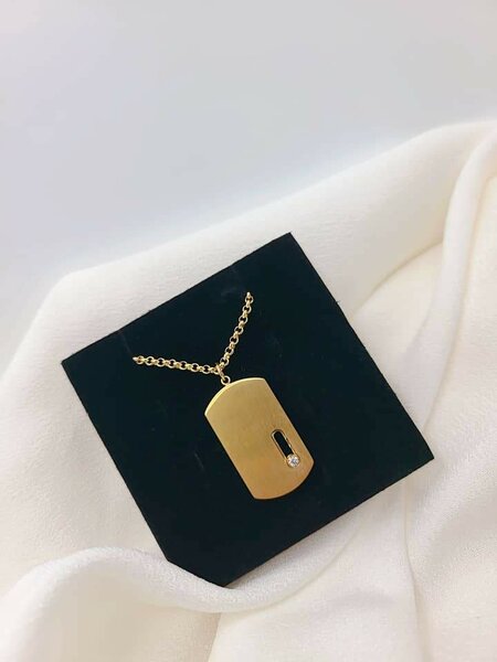 Pendentif croix élégant