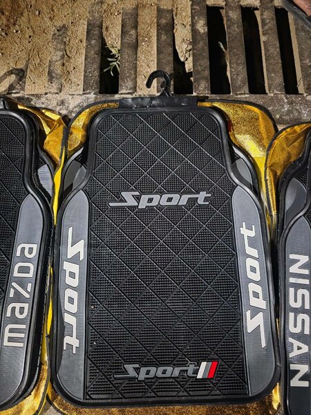 Tapis pour voiture Sport