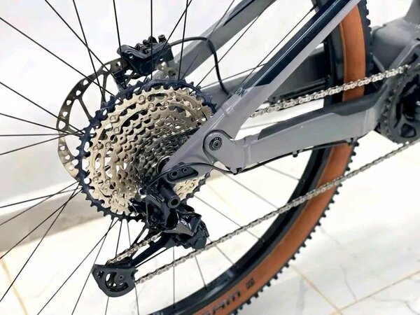 Vélo électrique tout-terrain fatbike