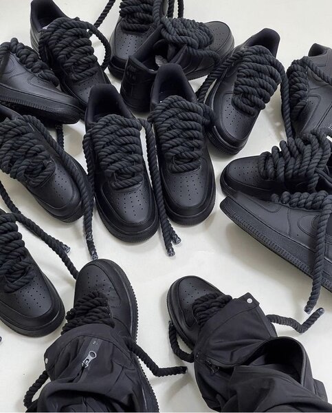 Baskets mode avec lacets épais