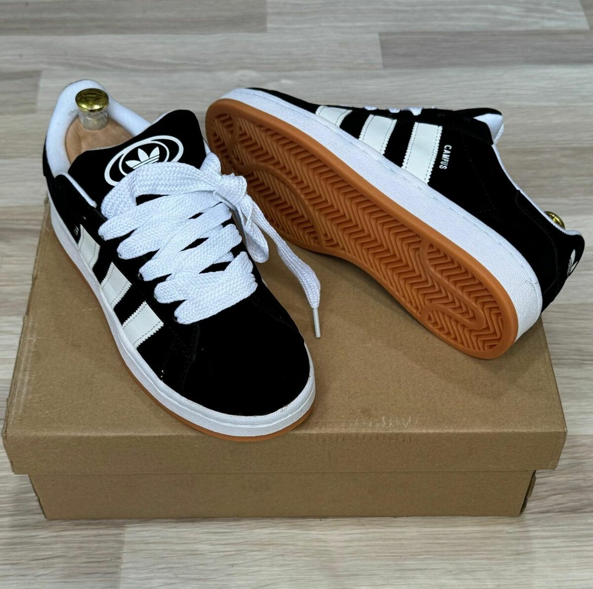 Baskets noires Campus Adidas