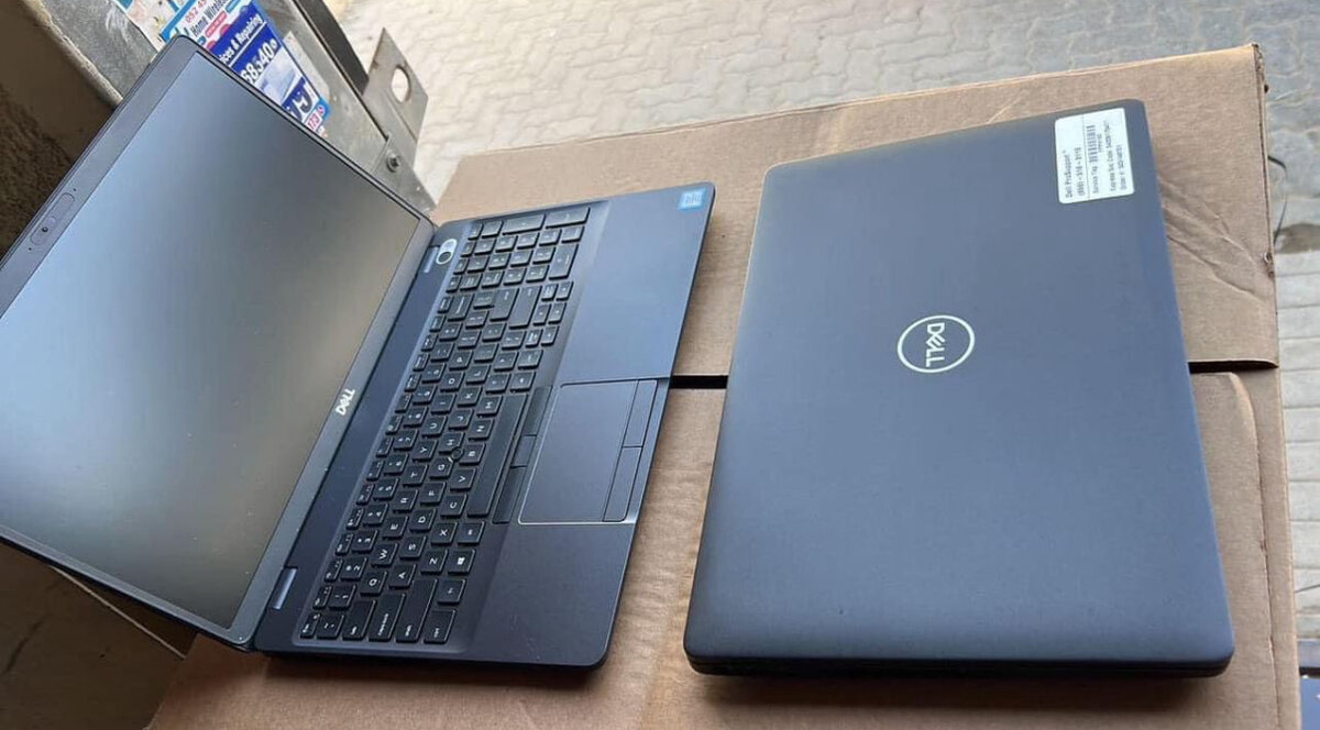 DELL LATITUDE 5500 ~ INTEL CORE i5-8e Gen | SSD 512Go - RAM 16 Go DDR4 | ECRAN 15.6’’