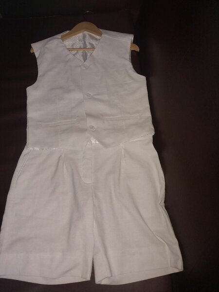 Combinaison élégante blanche