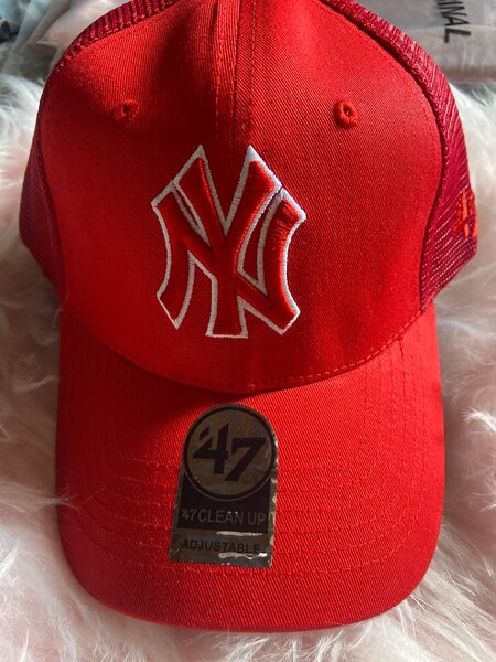 Casquette rouge NY ajustable
