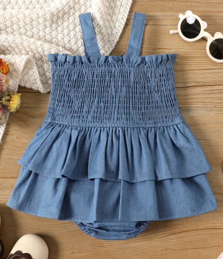 Robe en jean bébé fille