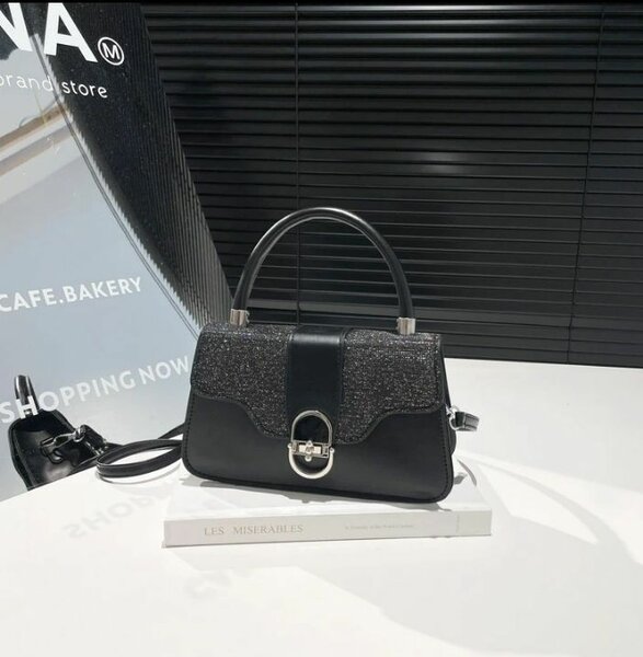 Sac à main pailleté élégant