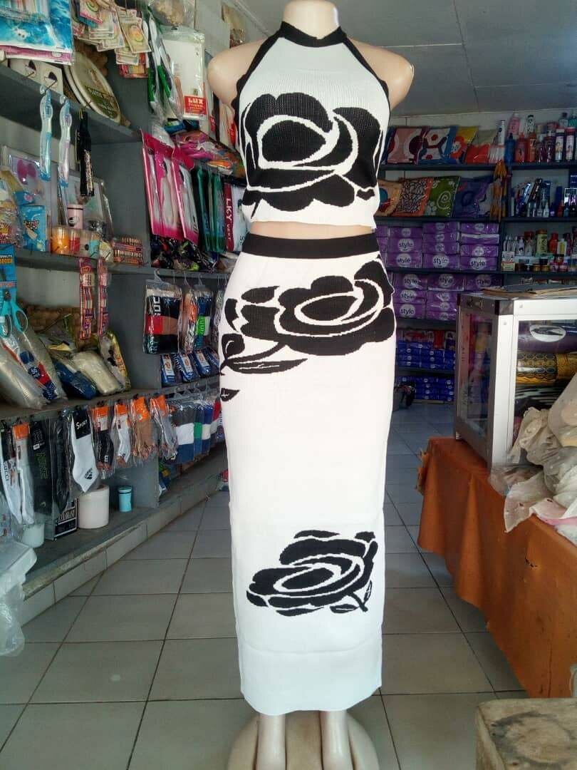 Ensemble jupe et top à fleurs