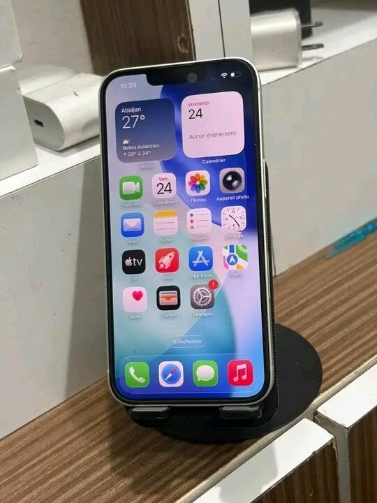 iPhone 13 blanc 128go