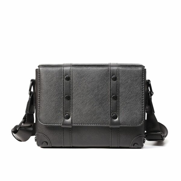 Sac à bandoulière noir en cuir pour homme