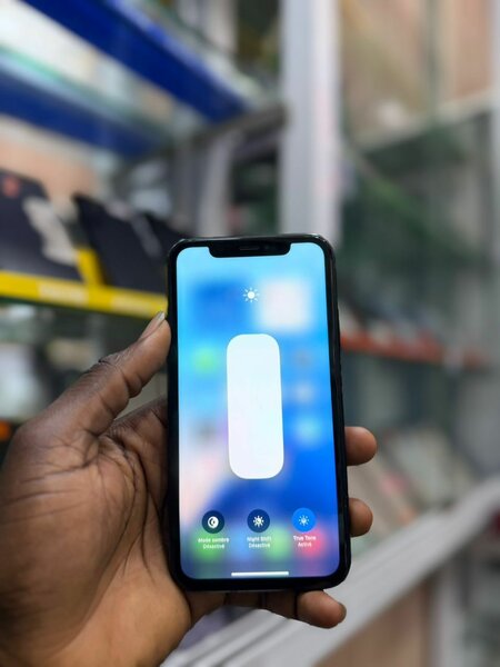 Iphone XR casi neuf
