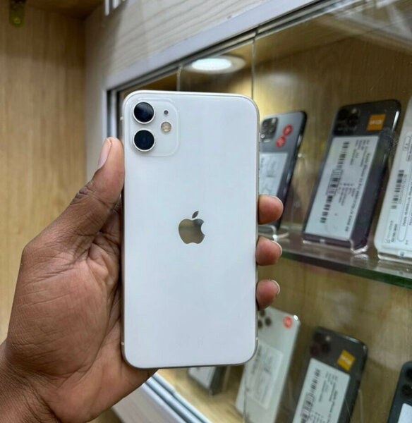 iPhone 11 Blanc Impeccable
