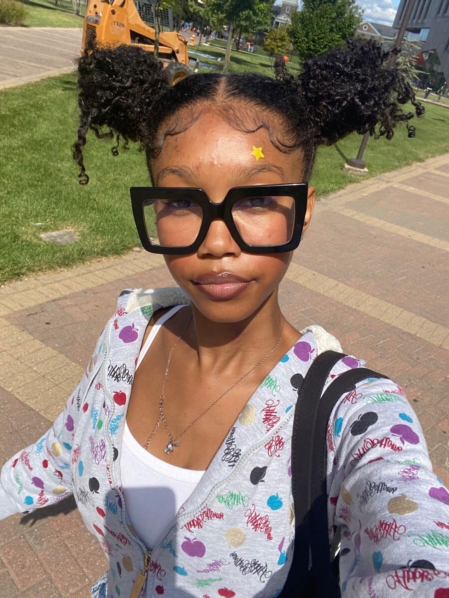 Grandes lunettes de soleil style rétro