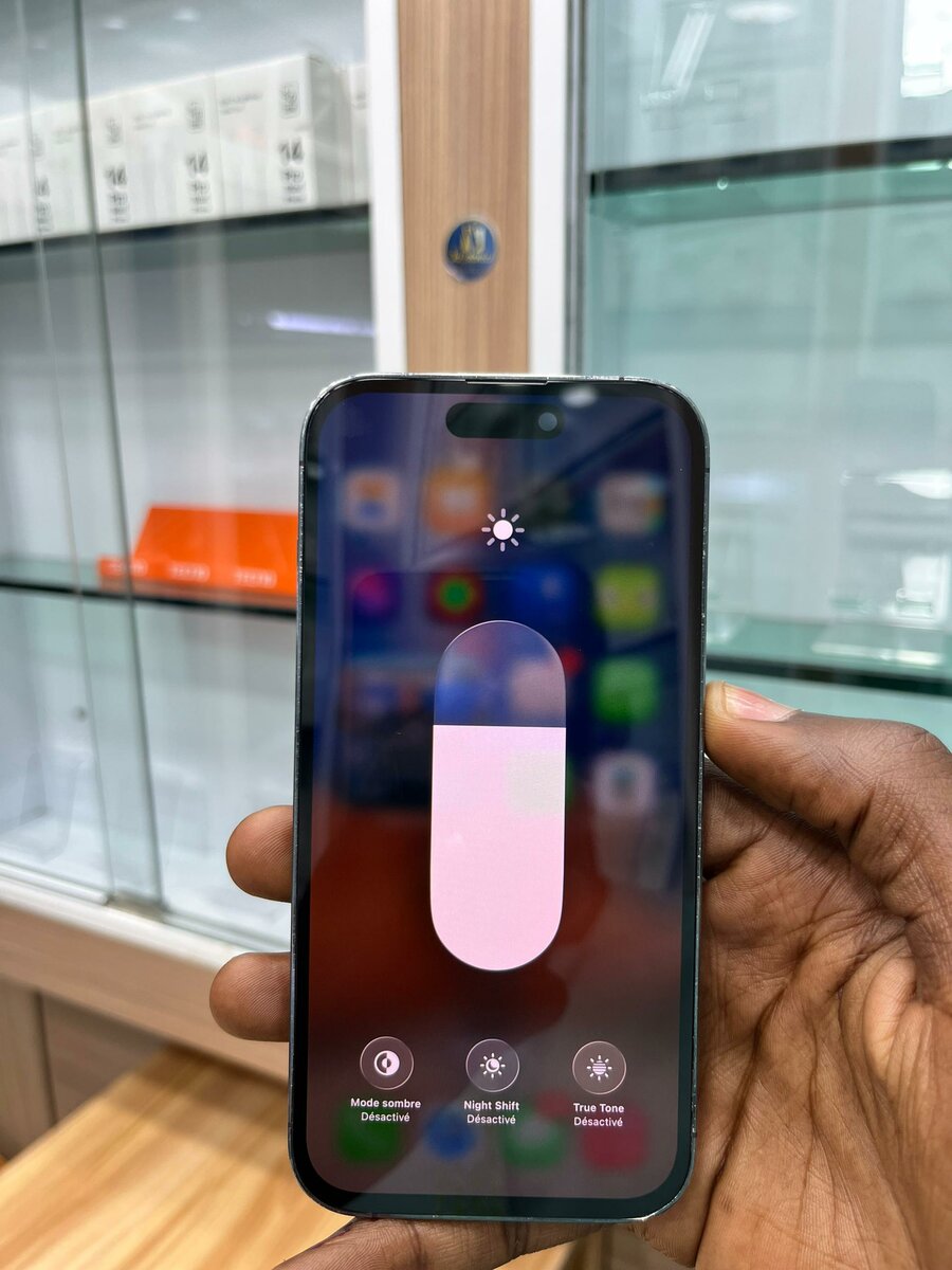 iPhone 14pro 256Go tout passe