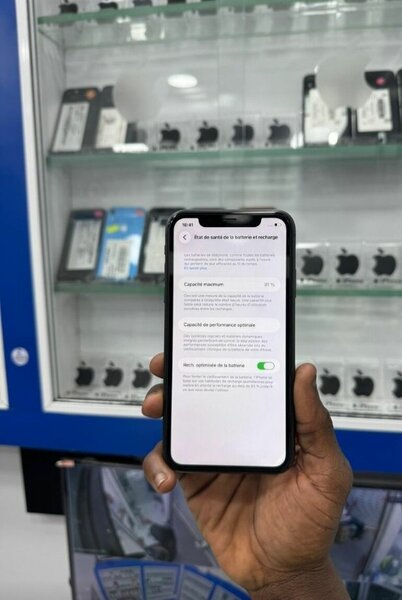 iPhone 11 128 Go Noir