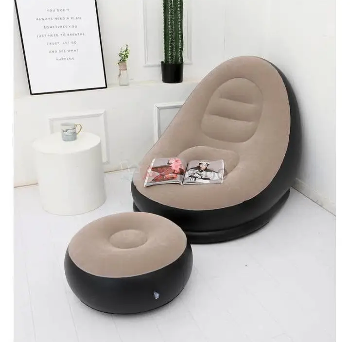 Fauteuil gonflable avec pouf