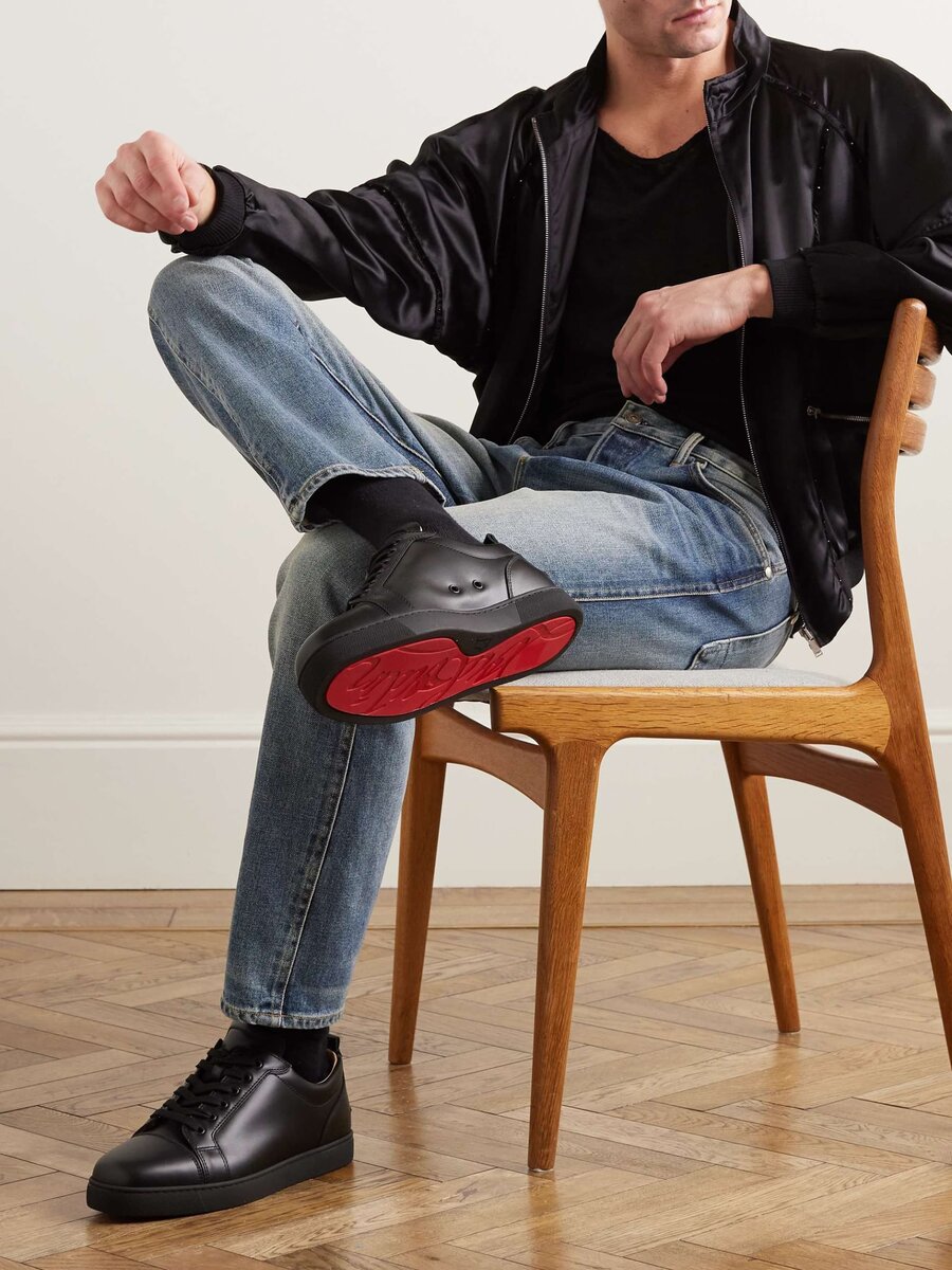 Sneakers en cuir noir élégants