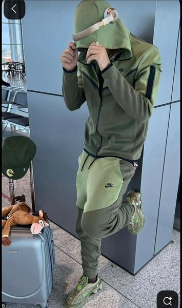 Ensemble de survêtement vert