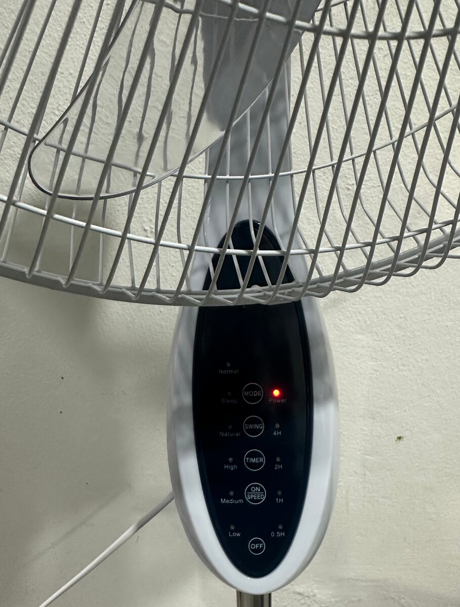 Ventilateur sur pied avec télécommande