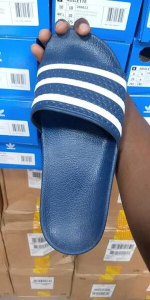 Tongs Adidas pour Homme