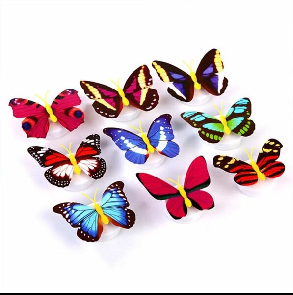 12 Papillons LED décoratifs