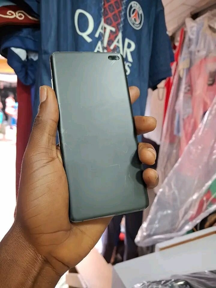 Smartphone Samsung S10 Noir