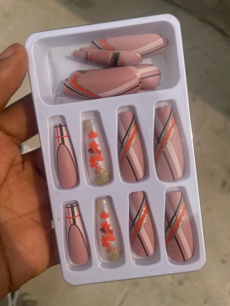 Ongles Réutilisables