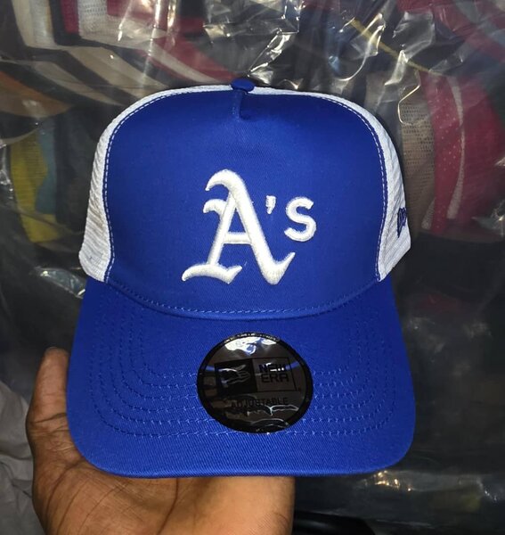 Casquette de baseball bleue