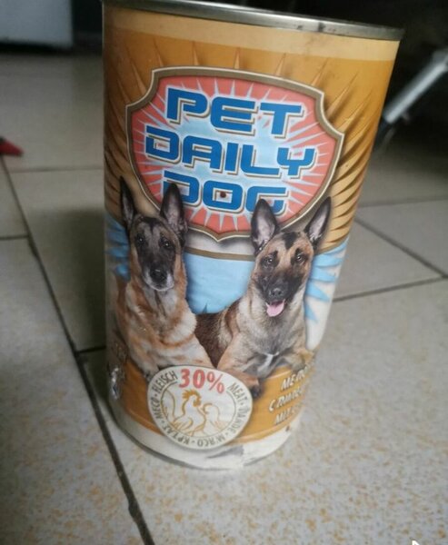 Nourriture humide pour chiens