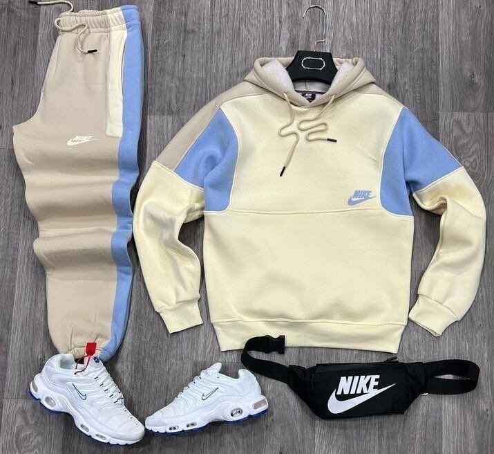 Ensemble sport Nike élégant
